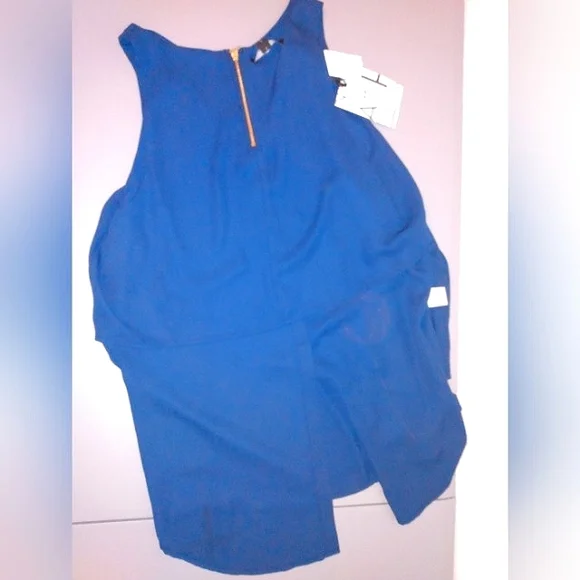 *SOLD on eBay* 41 Hawthorn Loose Slit Back Sleeveless Blouse - Picture 5 of 8